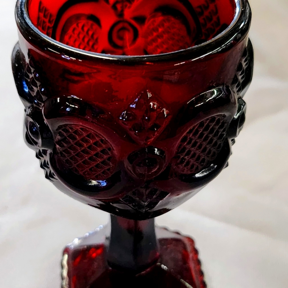 SET OF 2 VINTAGE AVON 1876 CAPE COD COLLECTION WINE GOBLET